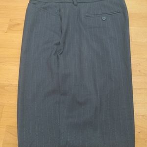 ***SOLD***Women's Plus Size Trousers NWOT